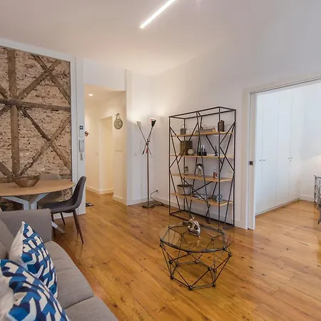 Apartment Lovelystay Classy And Charming