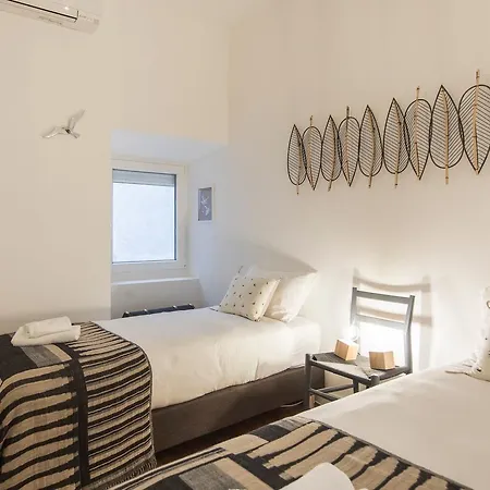 Lovelystay Classy And Charming Apartment Lisbon