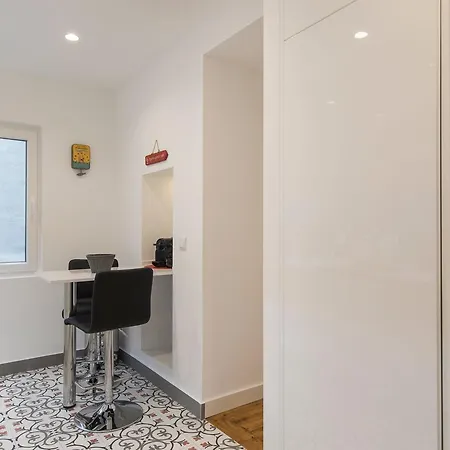Lovelystay Classy And Charming Apartment *